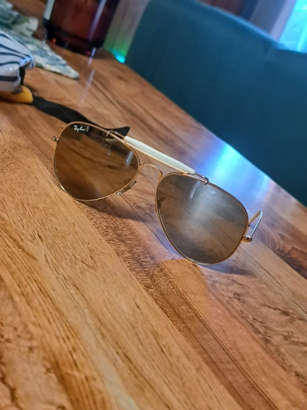 Authentic Ray-Ban Outdoorsman II Rainbow RB 3407 001/3K Gold Aviator Sunglasses
